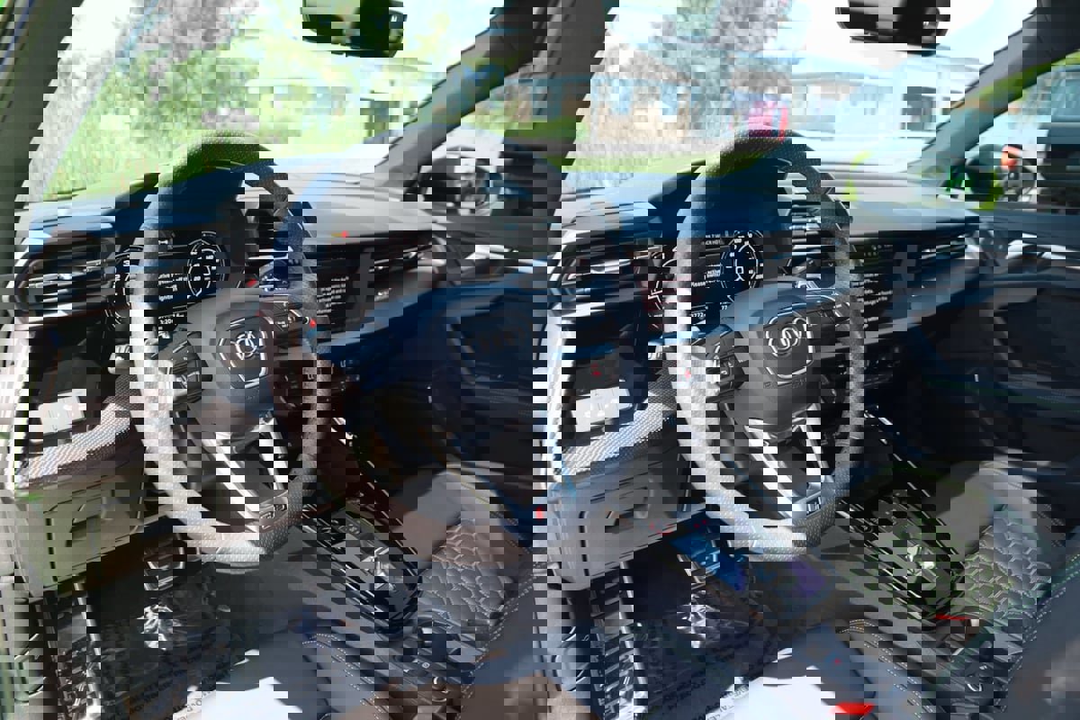 Used 2024 Audi RS 3 image 34