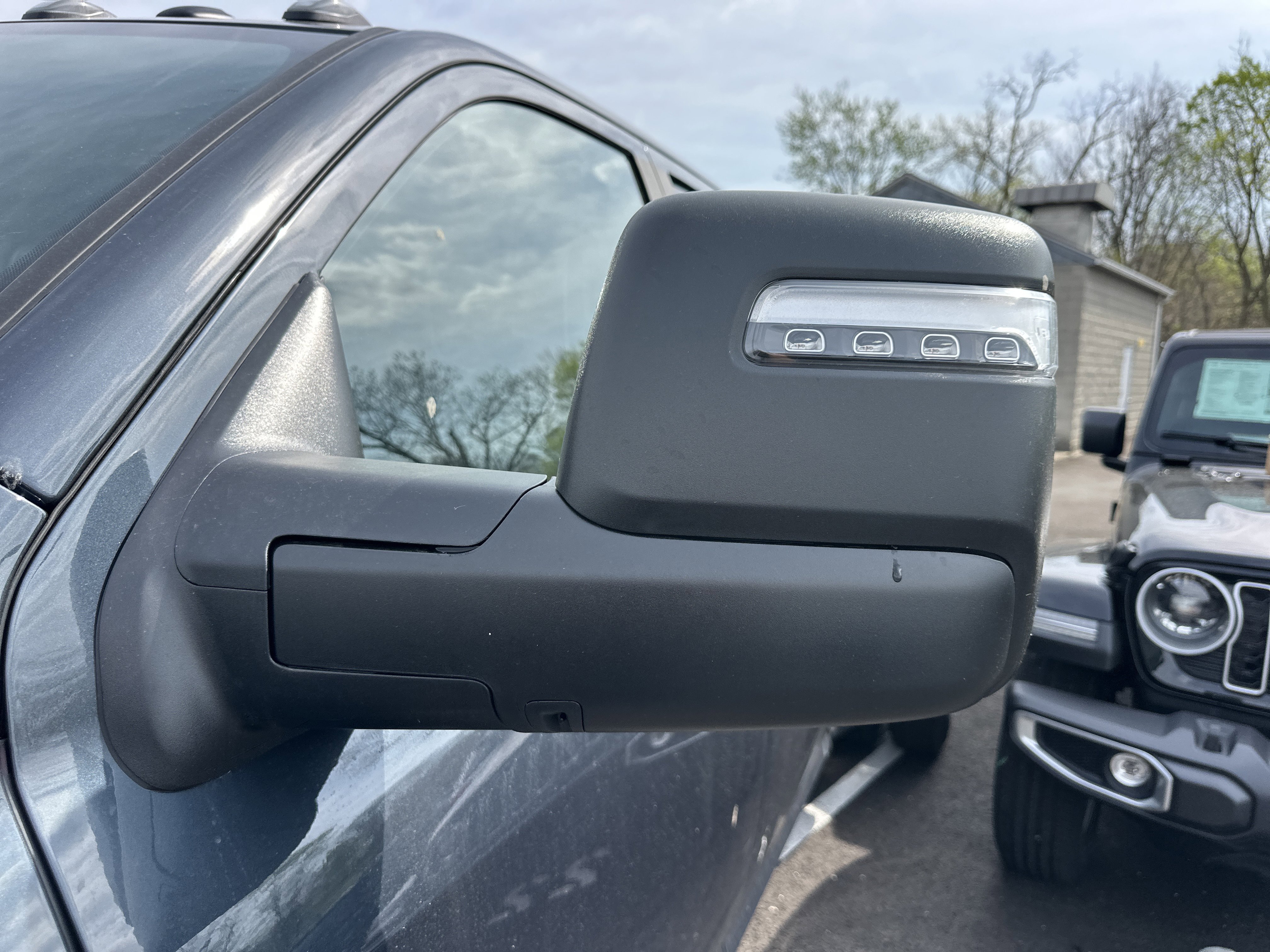 New 2026 RAM 3500 Laramie AWD/4WD image 26