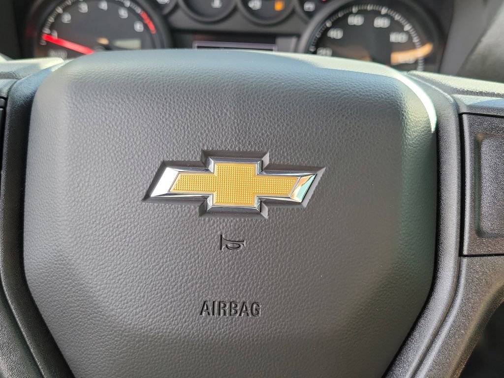 Used 2026 Chevrolet Silverado 1500 W/T image 6