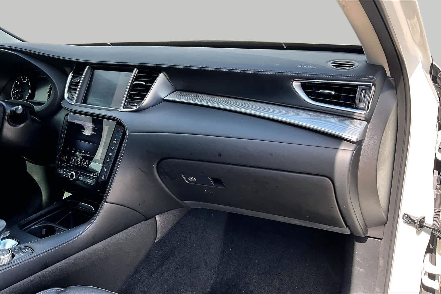 Used 2022 INFINITI QX50 Essential FWD image 17