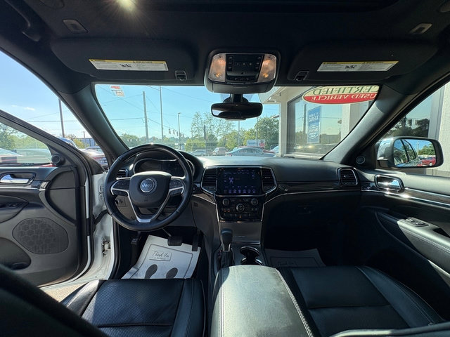 Used 2019 Jeep Grand Cherokee Overland AWD/4WD image 22