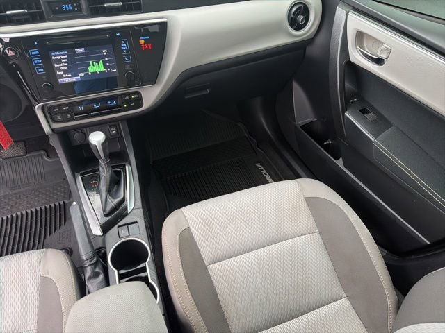 Used 2019 Toyota Corolla LE image 25