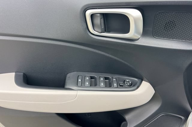 New 2026 Hyundai Venue SEL FWD image 10