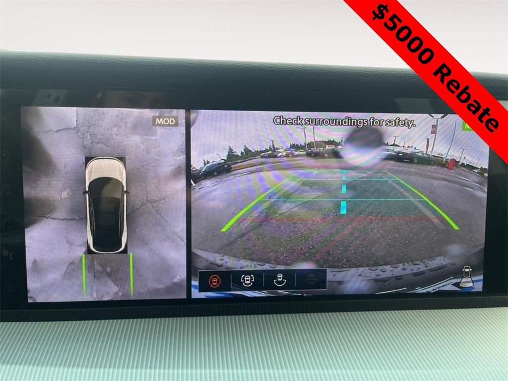 New 2025 Nissan Murano SL image 14