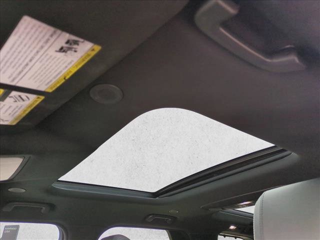 Used 2021 Land Rover Discovery S R-Dynamic image 17