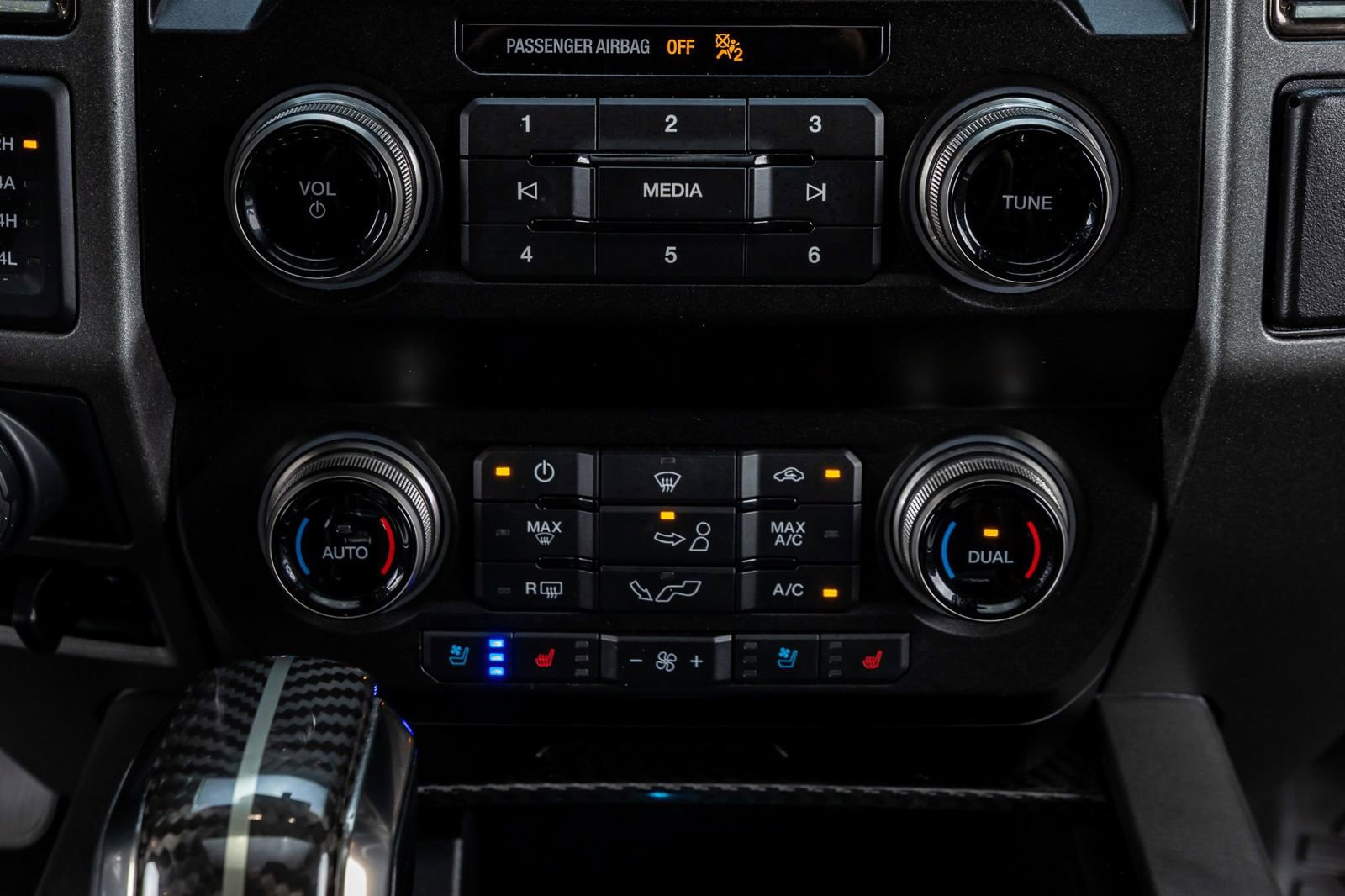 Used 2020 Ford F150 Raptor w/ Equipment Group 802A Luxury AWD/4WD image 28
