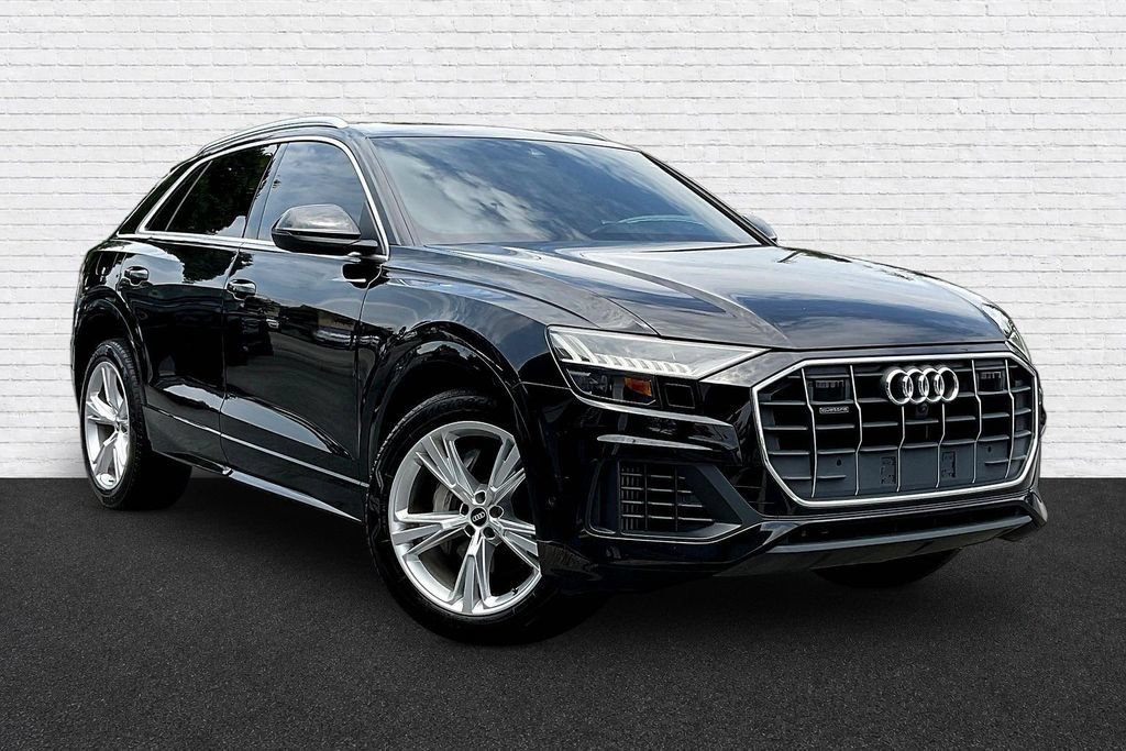 Used 2020 Audi Q8 Premium Plus w/ Premium Plus Package AWD/4WD image 3