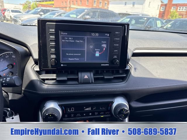 Used 2020 Toyota RAV4 LE AWD/4WD image 22