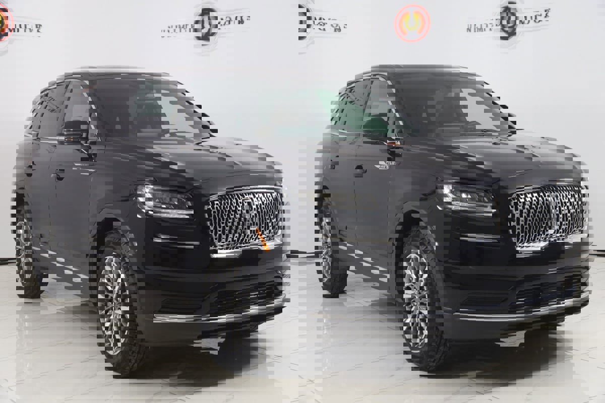 Used 2022 Lincoln Nautilus Reserve AWD/4WD image 22