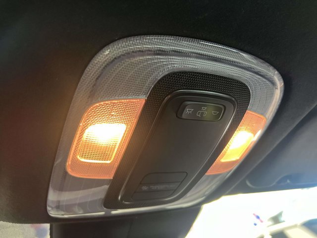 Used 2025 Hyundai Elantra Sport image 29