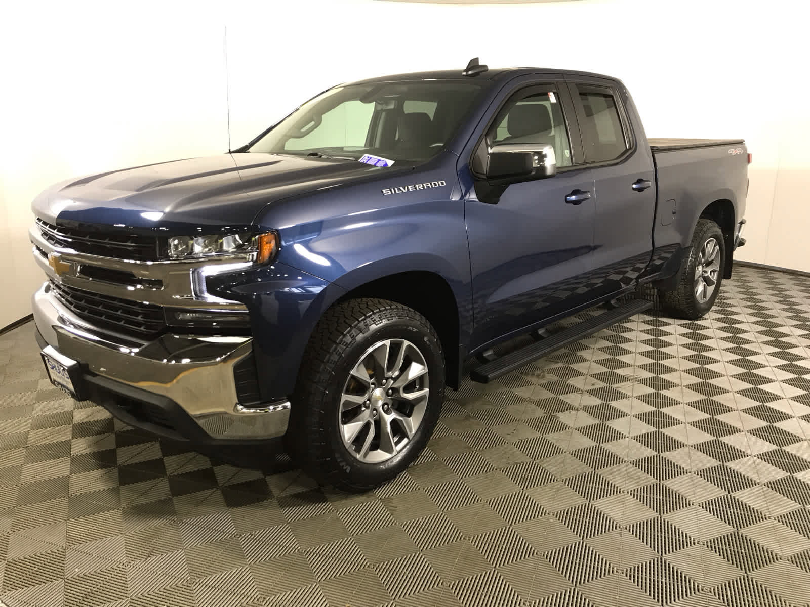 Used 2022 Chevrolet Silverado 1500 LT image 4