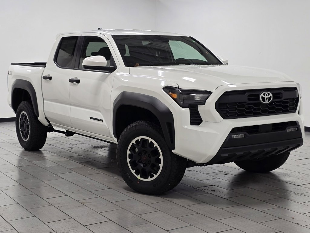 New 2025 Toyota Tacoma SR5 image 2