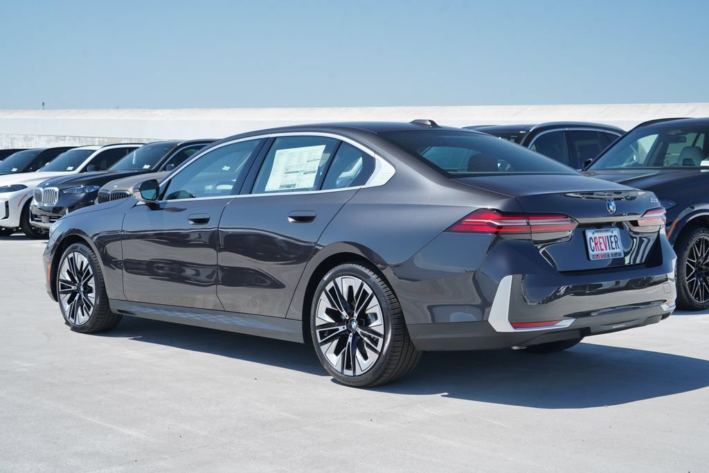 New 2027 BMW 530i w/ Premium Package RWD image 7