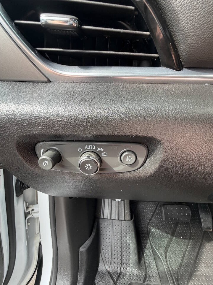 Used 2019 Chevrolet Traverse LT AWD/4WD image 31