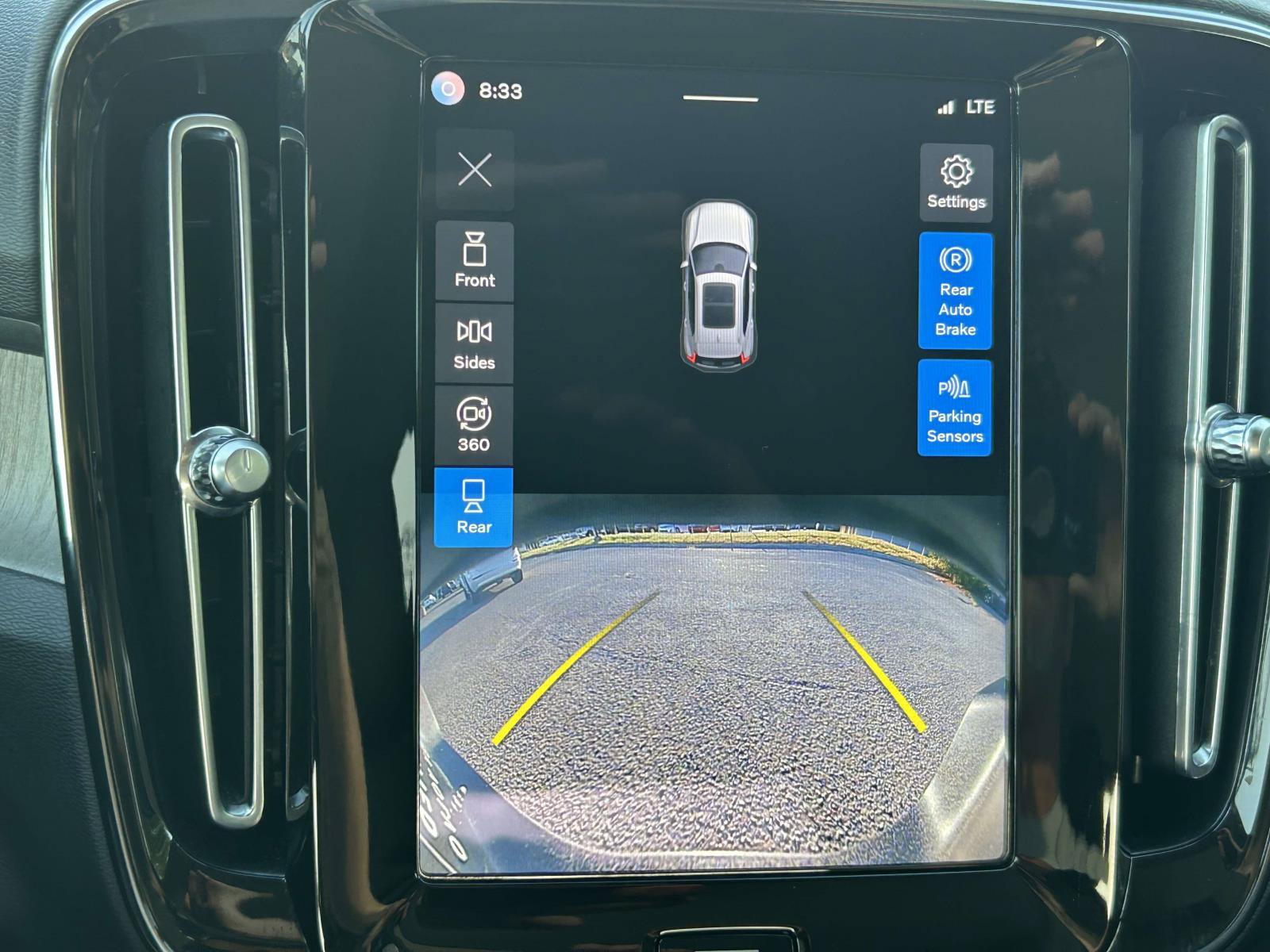 Certified 2023 Volvo XC40 B4 Ultimate FWD image 26