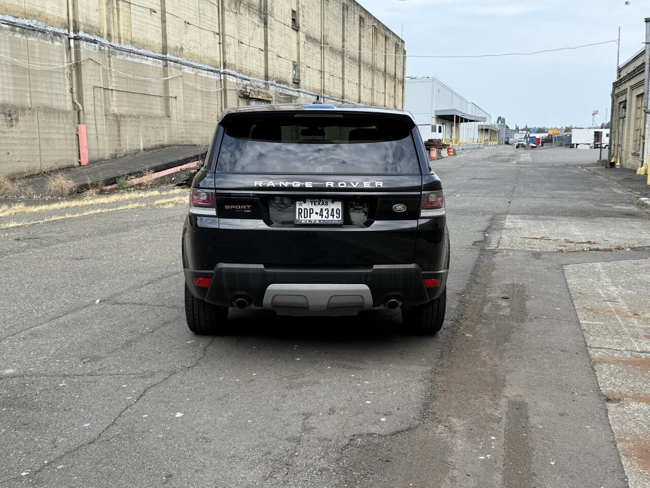 Used 2015 Land Rover Range Rover Sport HSE image 8