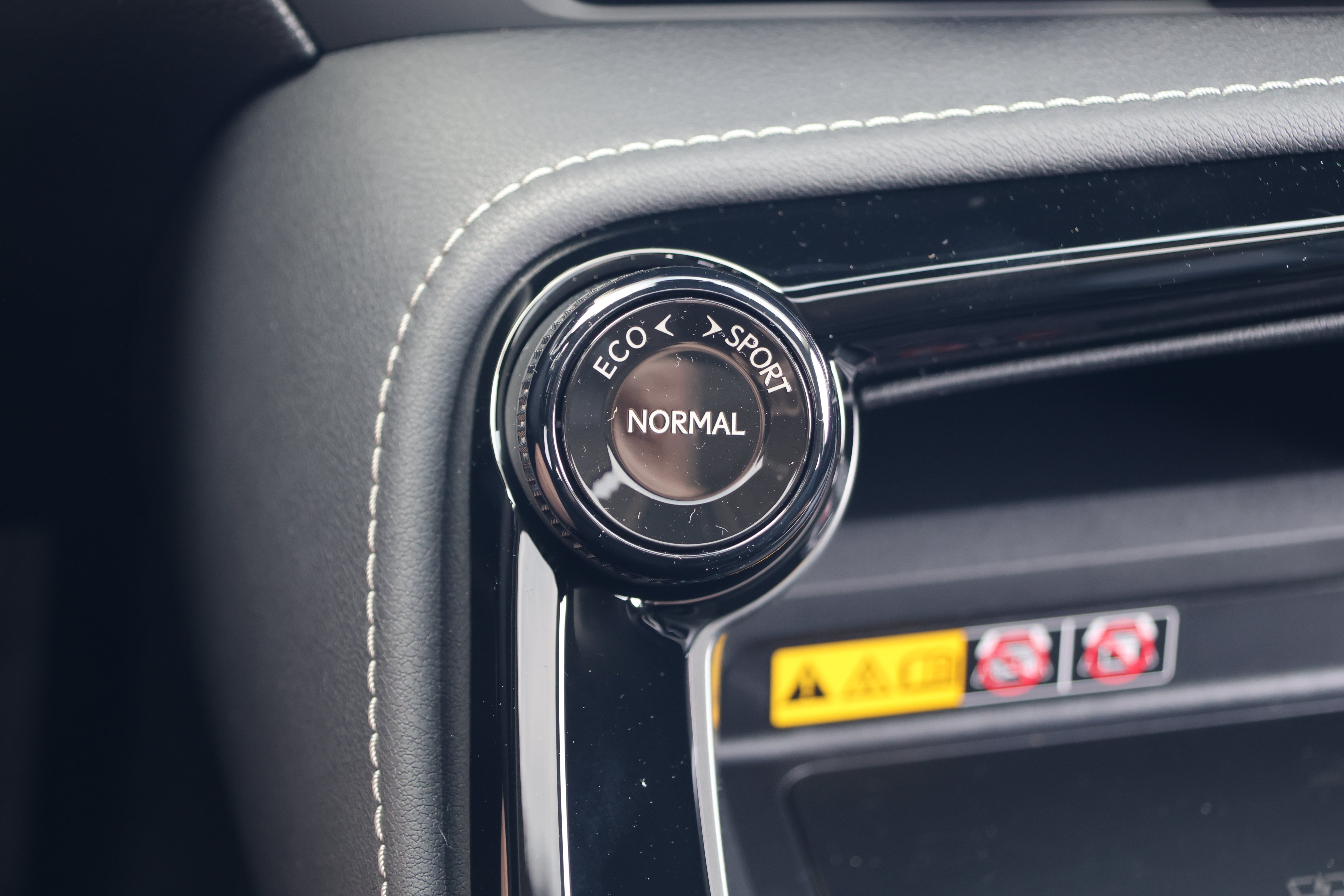 New 2026 Lexus NX 350h AWD w/ Premium Package image 22
