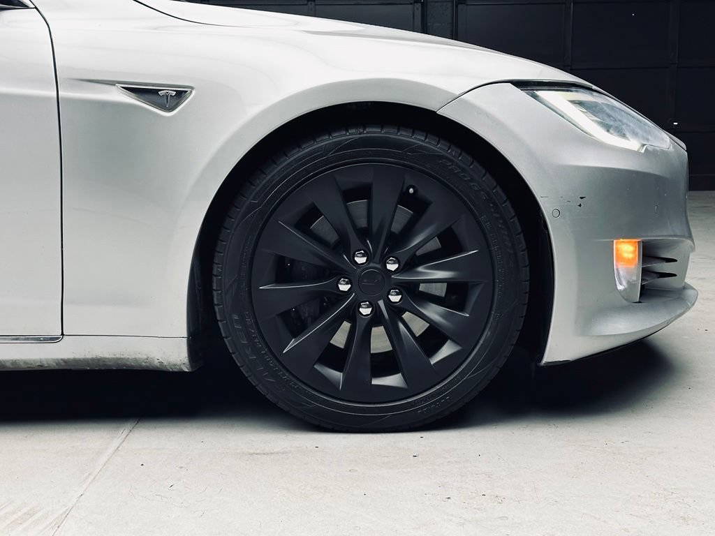 Used 2016 Tesla Model S 90D AWD/4WD image 40