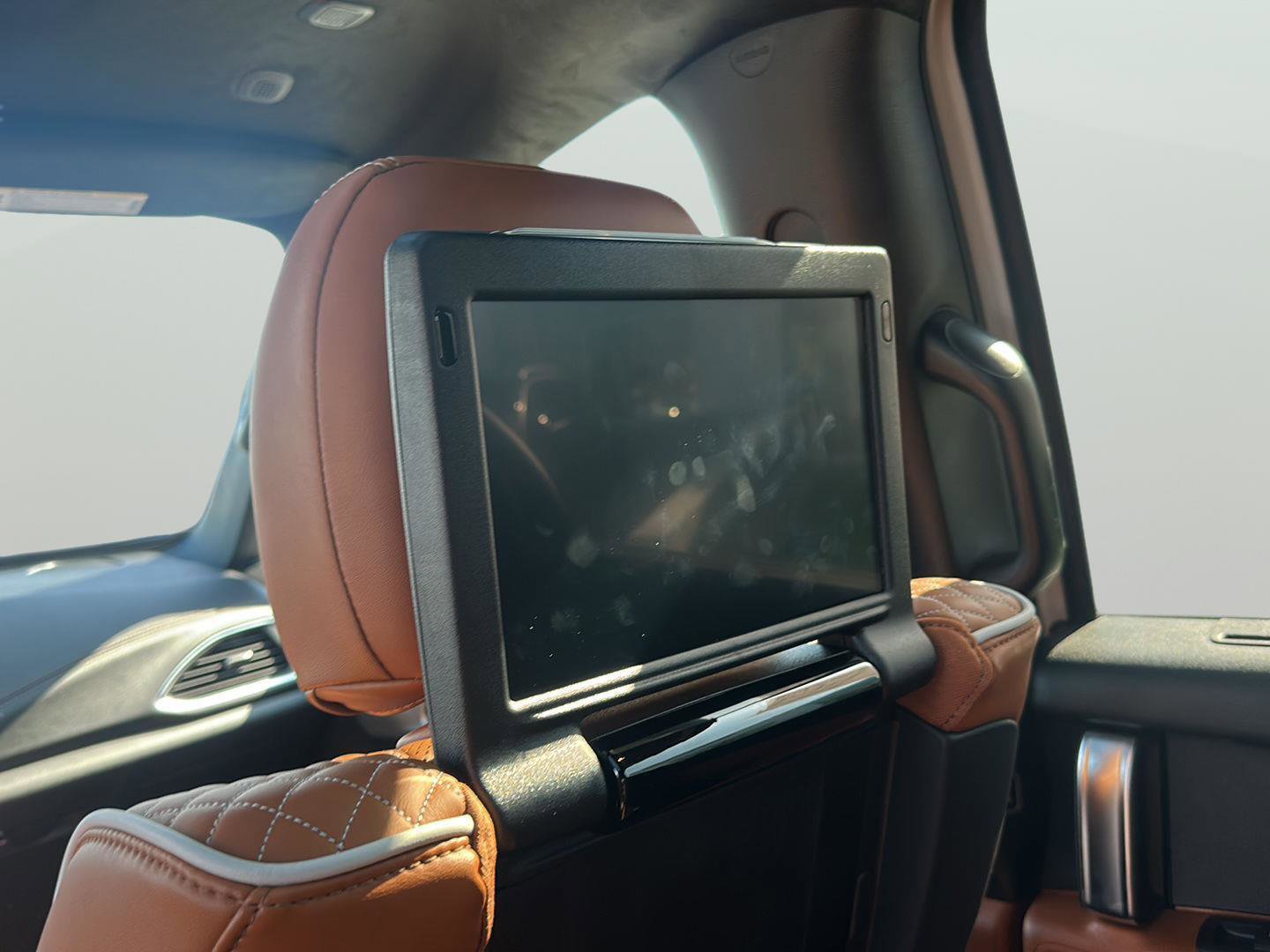 Used 2026 Chrysler Pacifica Pinnacle w/ Trailer Tow Group FWD image 88