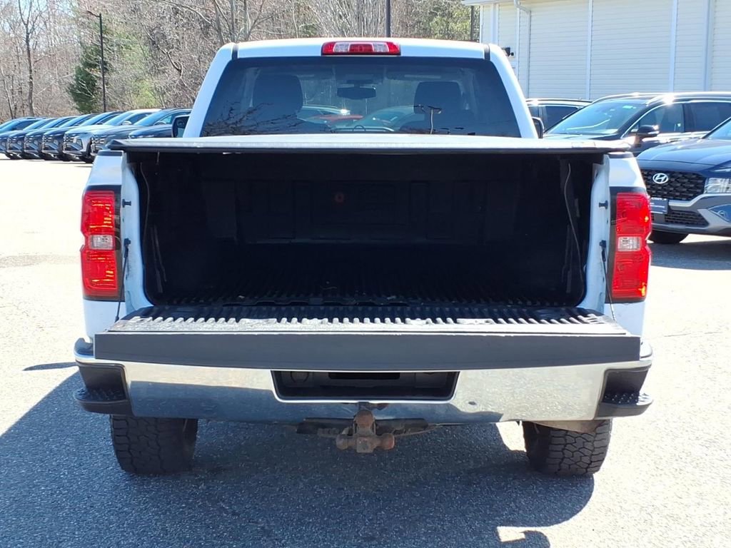 Used 2018 Chevrolet Silverado 1500 LT image 11