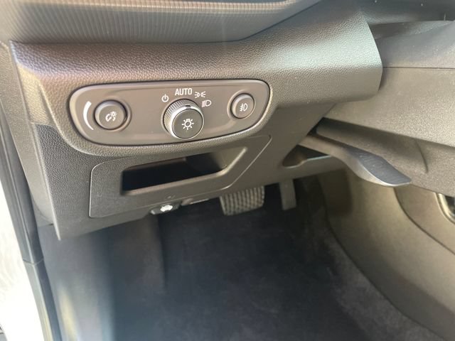 Used 2023 Chevrolet TrailBlazer LT w/ Convenience Package FWD image 25