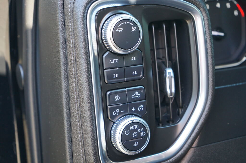 Used 2019 GMC Sierra 1500 SLT image 15