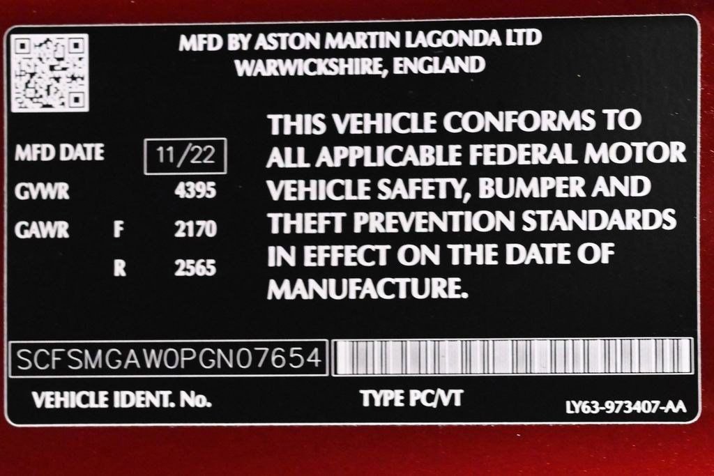Used 2023 Aston Martin V8 Vantage Coupe image 29