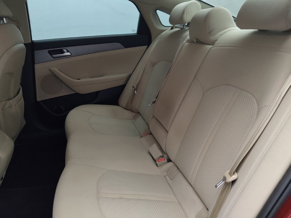 Used 2016 Hyundai Sonata SE FWD image 18