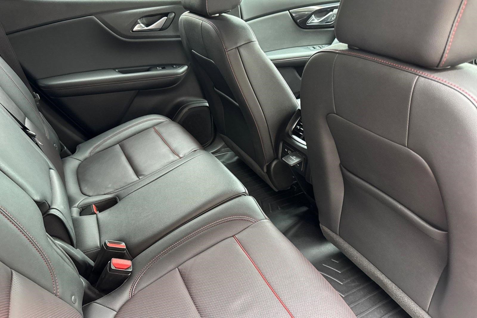 Used 2022 Chevrolet Blazer RS w/ Enhanced Convenience Package image 31