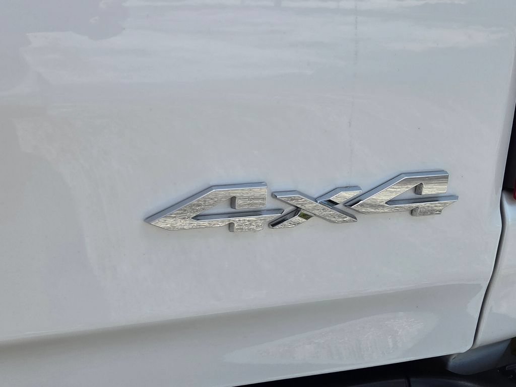 Certified 2025 RAM 1500 Tungsten AWD/4WD image 14