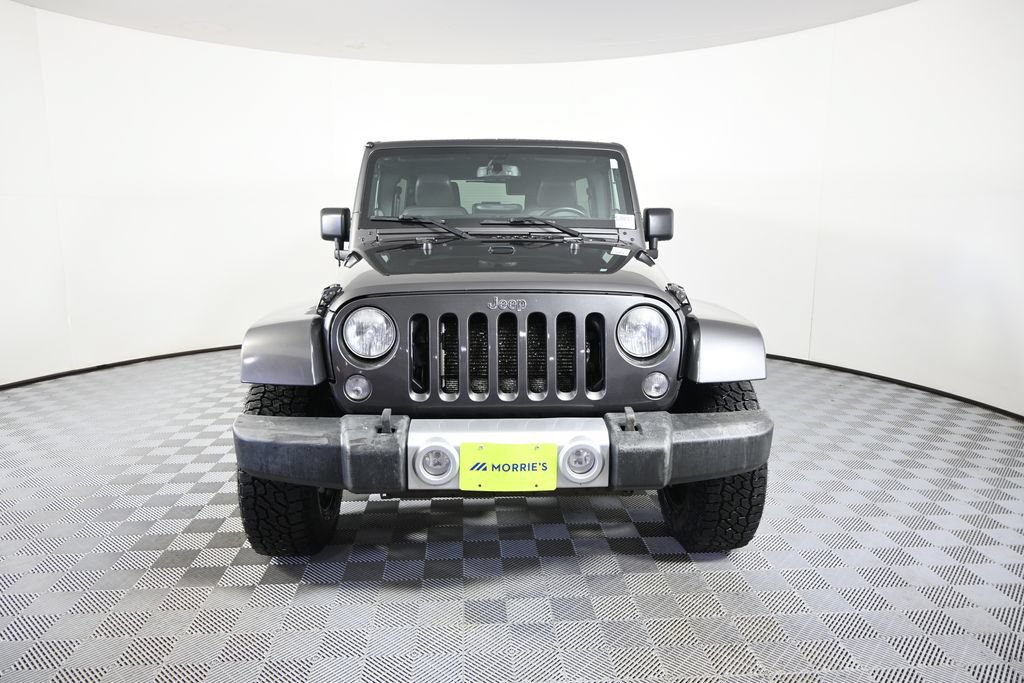 Used 2014 Jeep Wrangler Unlimited Sahara w/ Connectivity Group AWD/4WD image 10