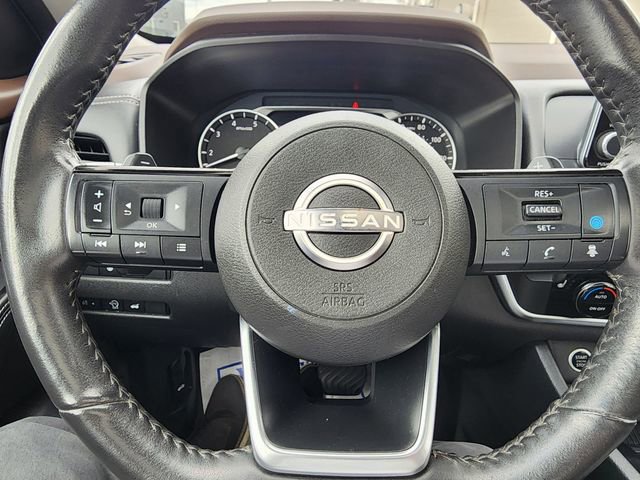 Used 2023 Nissan Rogue SV w/ SV Premium B Package image 15