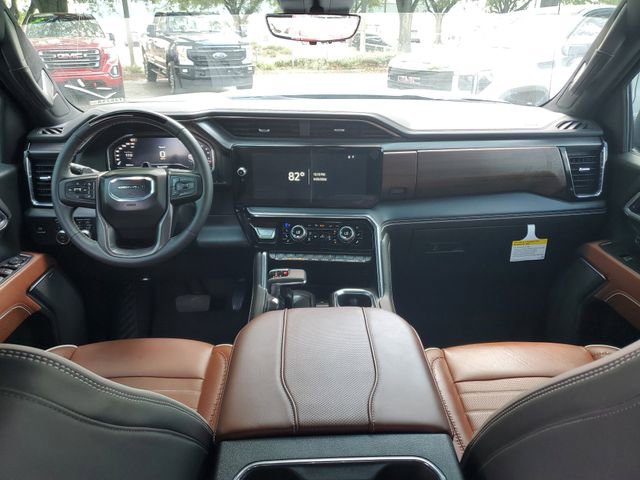 Used 2025 GMC Sierra 1500 Denali Ultimate image 12