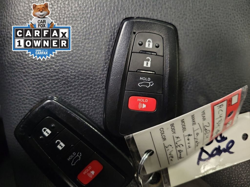 Used 2024 Toyota RAV4 XLE w/ Convenience Package image 17