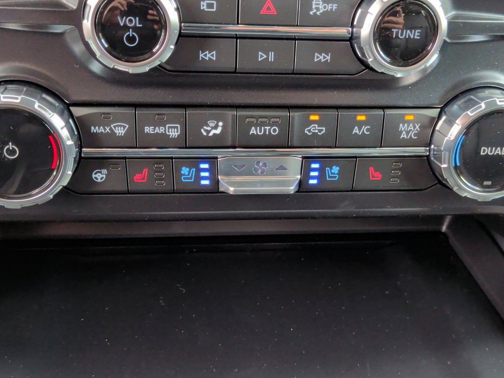 New 2027 Ford F250 Lariat w/ Black Appearance Package AWD/4WD image 29