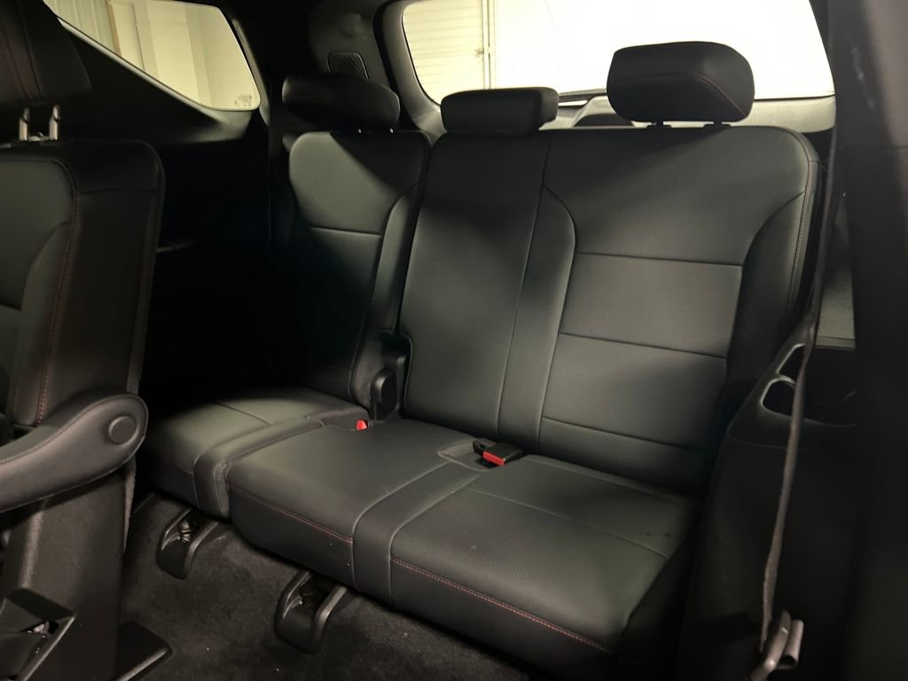 Certified 2025 Chevrolet Traverse Z71 image 15