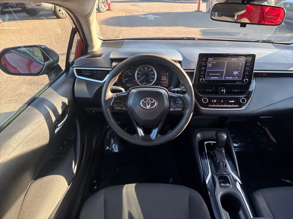 Used 2021 Toyota Corolla LE w/ LE Convenience Package FWD image 11