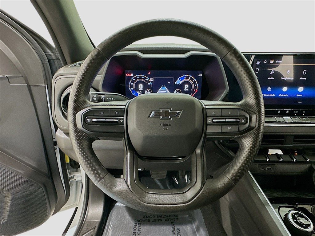 Used 2024 Chevrolet Colorado Trail Boss image 11