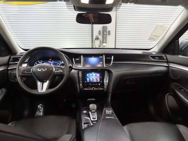 Used 2022 INFINITI QX50 Luxe w/ Cargo Package image 16
