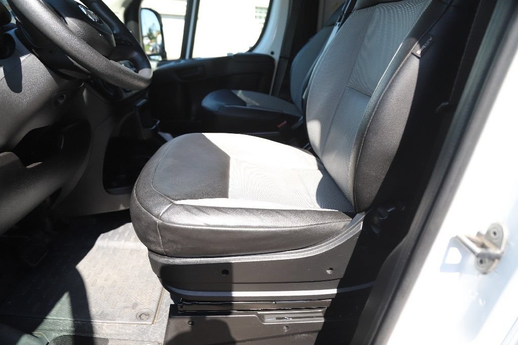 Used 2024 RAM ProMaster 2500 w/ Convenience Group FWD image 23