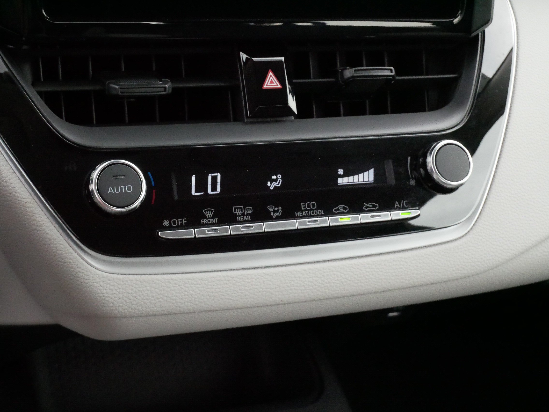 Certified 2026 Toyota Corolla LE FWD image 23