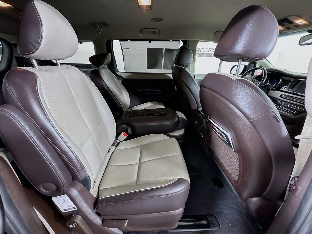 Used 2016 Kia Sedona SX Limited w/ Option Group 030 image 28