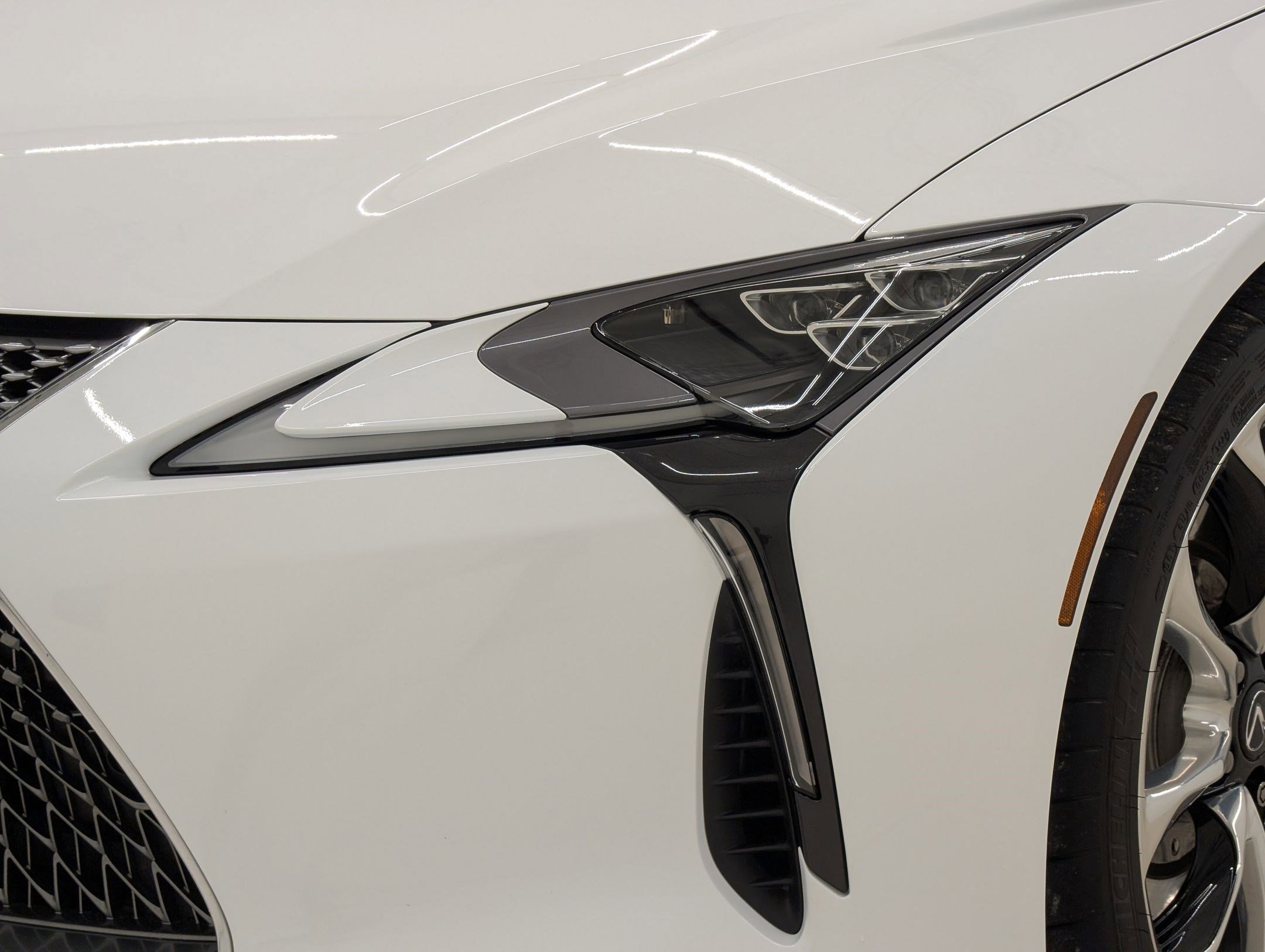 Used 2023 Lexus LC 500 Coupe w/ Performance Package image 11