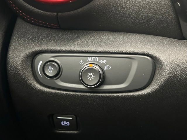 Used 2021 Chevrolet Blazer RS w/ Enhanced Convenience Package image 23