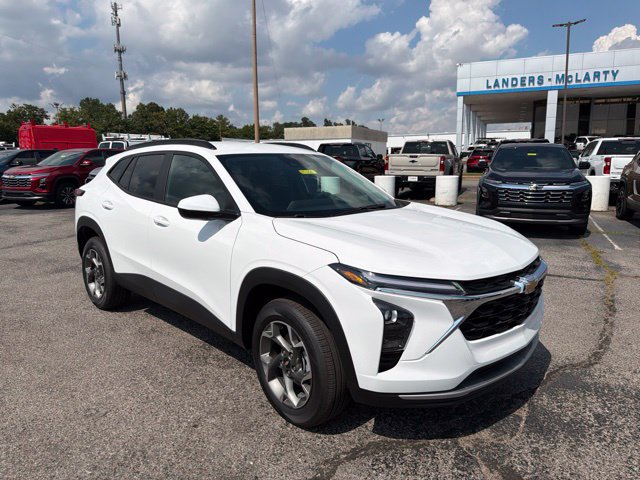 New 2026 Chevrolet Trax LT FWD image 1