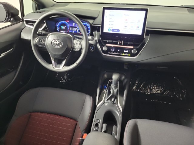 Used 2026 Toyota Corolla SE w/ SE Package FWD image 15
