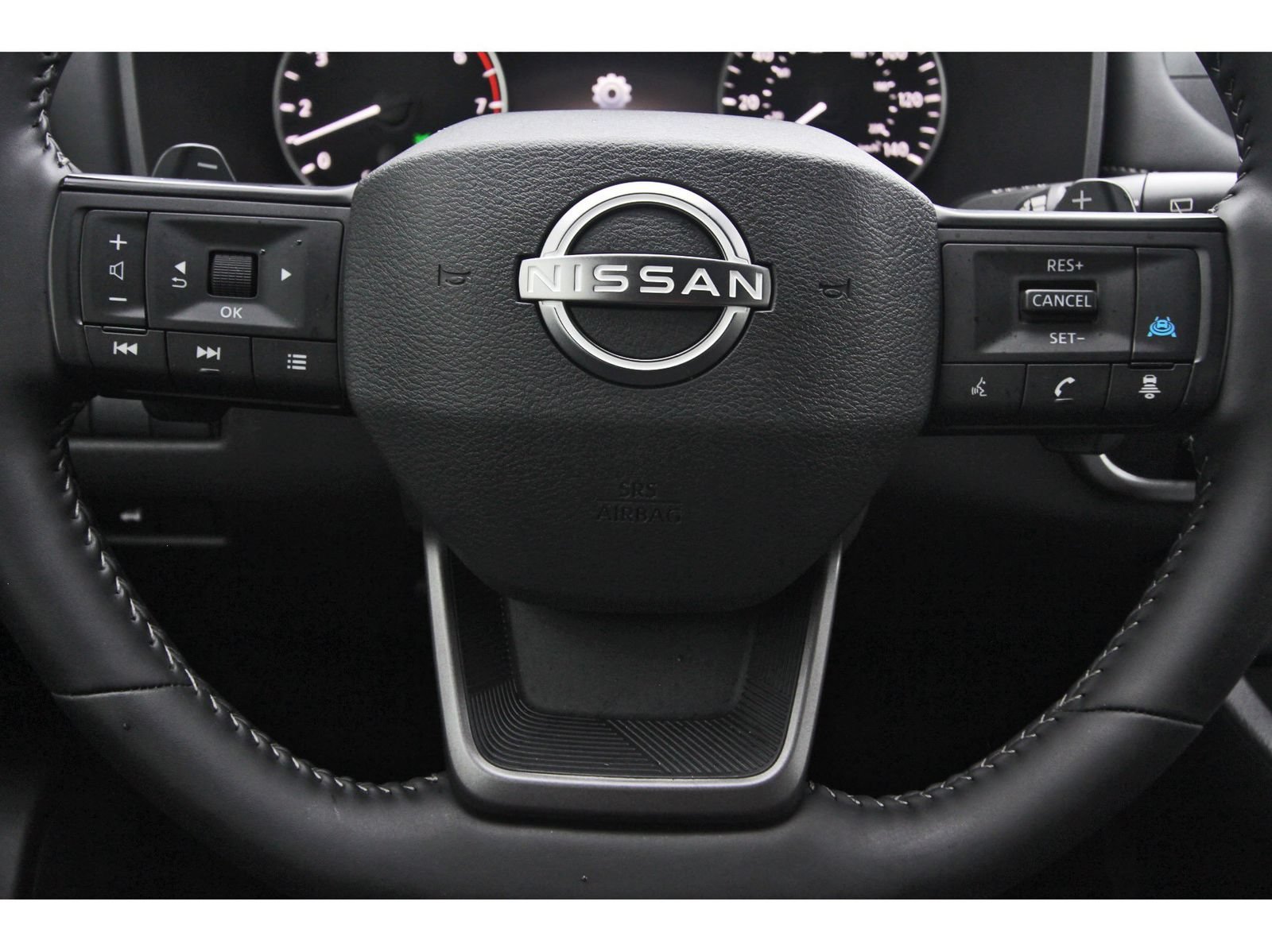 Certified 2026 Nissan Rogue SV FWD image 17