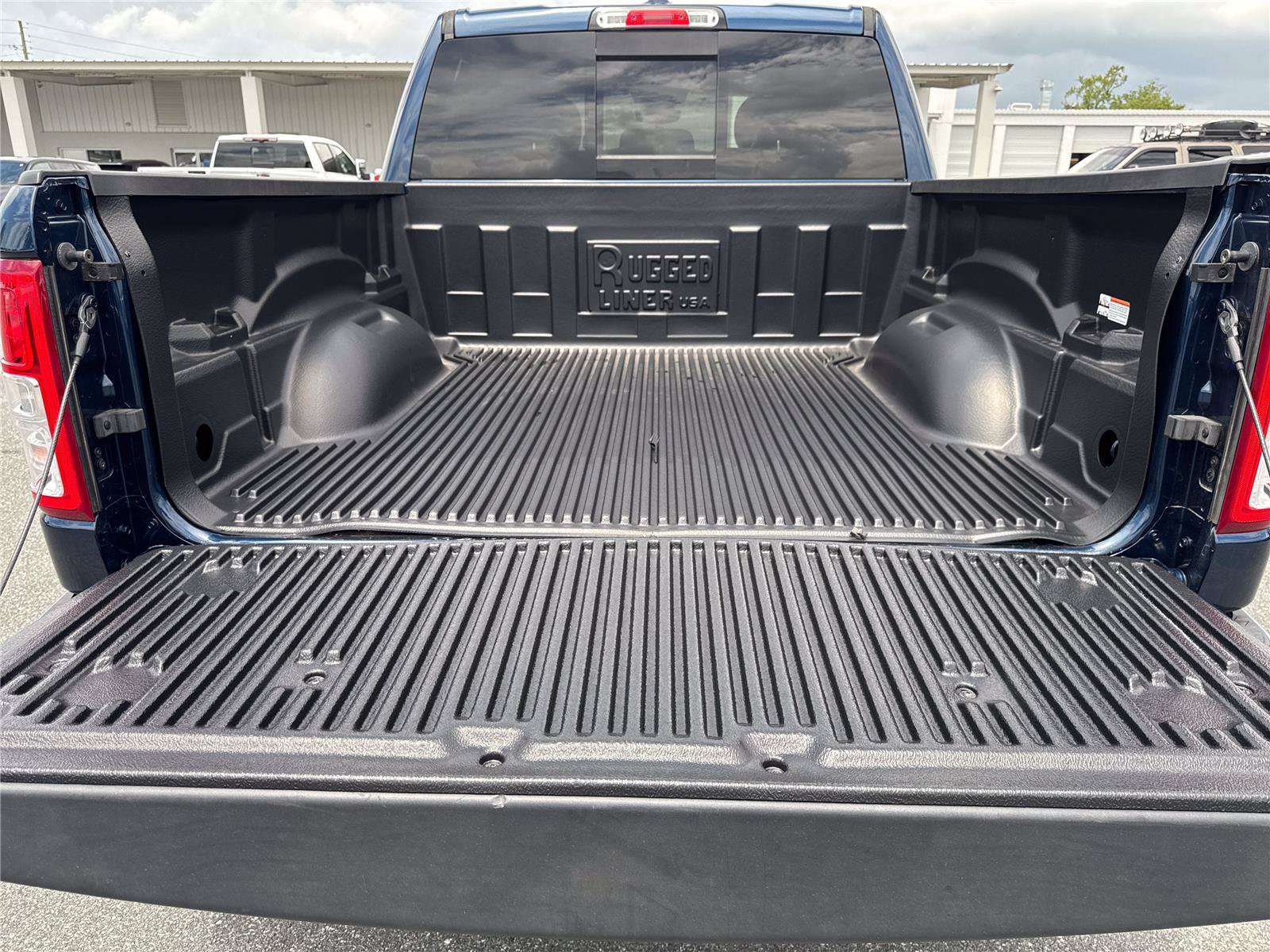 Used 2022 RAM 1500 Big Horn AWD/4WD image 34