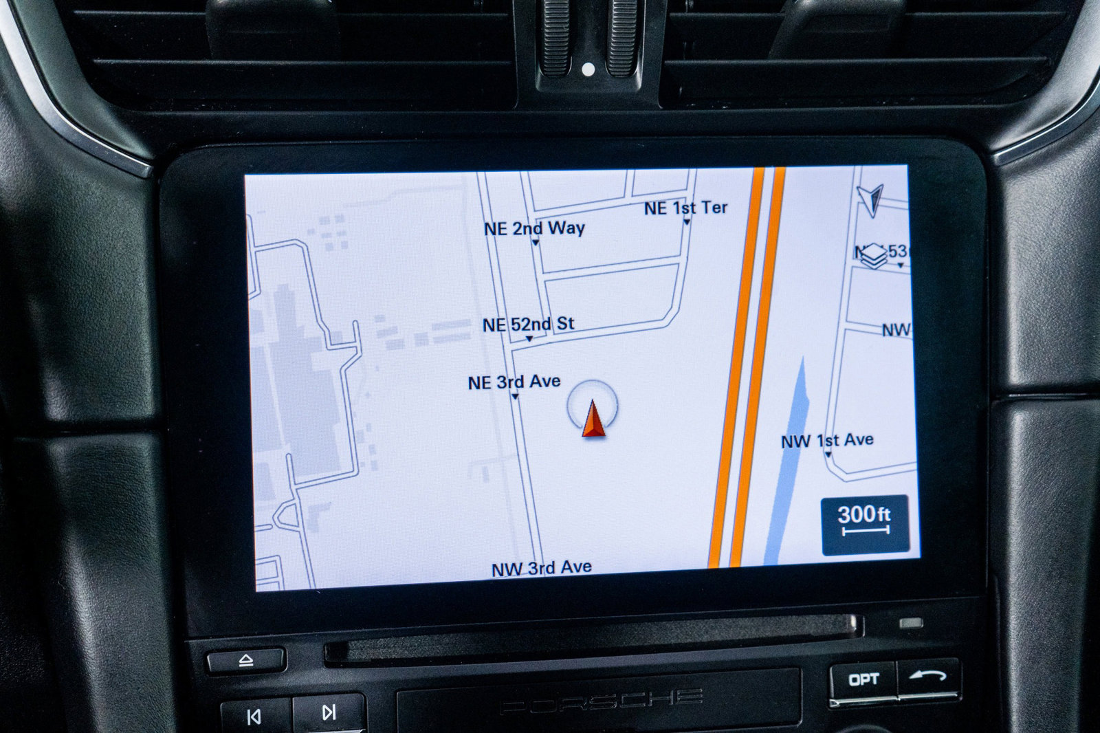 Used 2017 Porsche 911 Turbo image 45