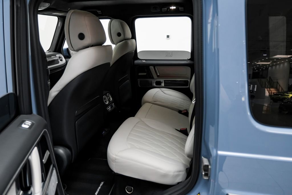 Used 2025 Mercedes-Benz G 550 image 38